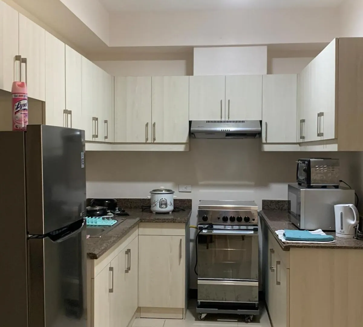 Lovely 3 Bedroom Condo Unit With Free Parking Space Manila Philippines