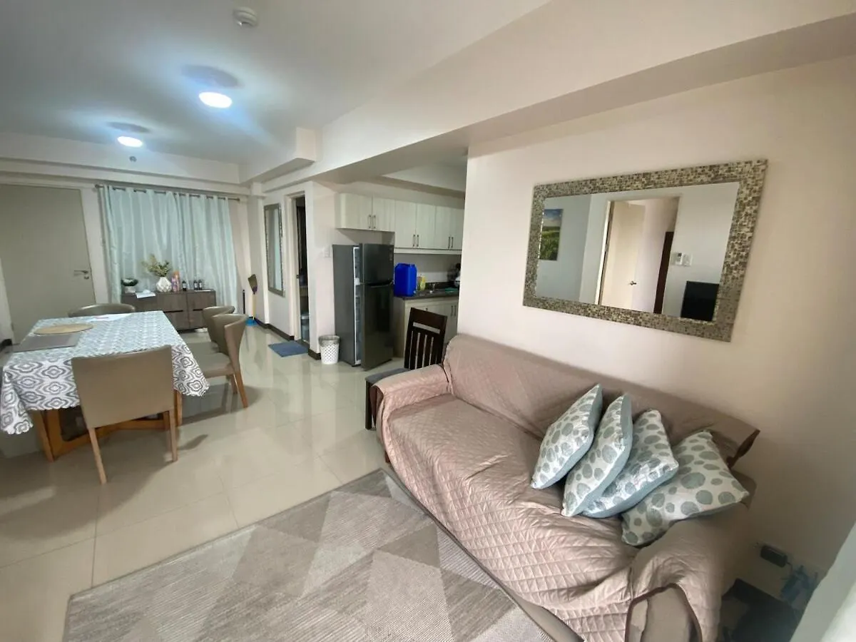 Apartment Lovely 3 Bedroom Condo Unit With Free Parking Space Manila