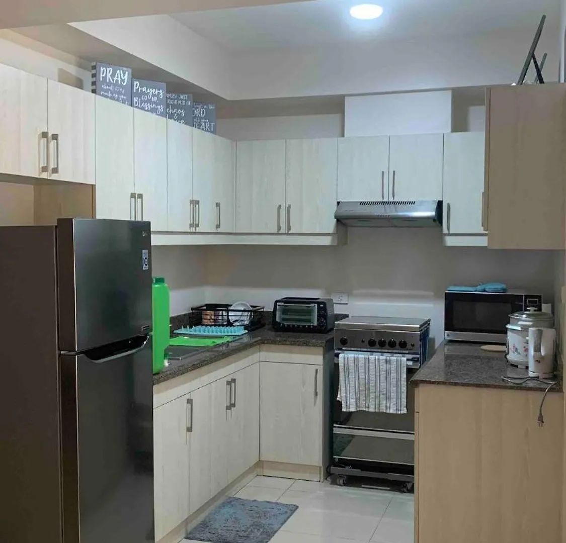 Lovely 3 Bedroom Condo Unit With Free Parking Space Manila Apartment