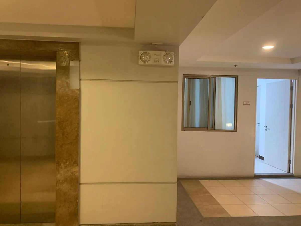 Lovely 3 Bedroom Condo Unit With Free Parking Space Manille Appartement