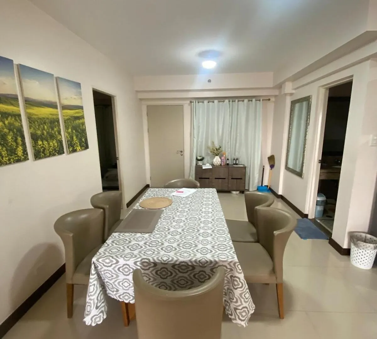 Appartement Lovely 3 Bedroom Condo Unit With Free Parking Space Manille